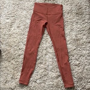 NEW LULULEMON LEGGINGS